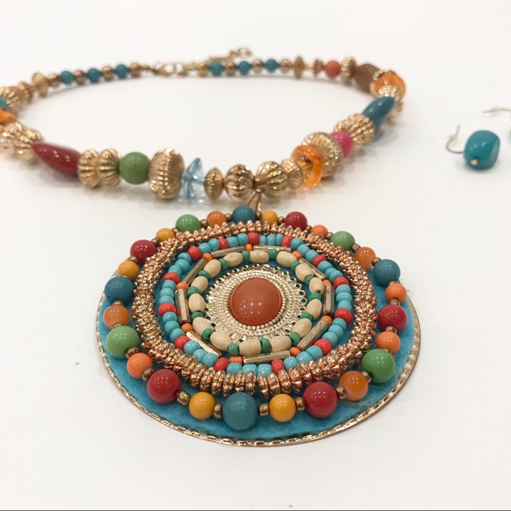 Colorful Bead Jewelry Set - Picture 2 of 4